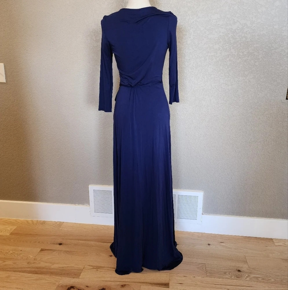 Lulu's Garden District Blue jersey material  Maxi wrap dress size Medium - Picture 4 of 10